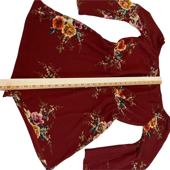 Haute Rogue Red Floral Romper Size Large - Picture 7 of 8